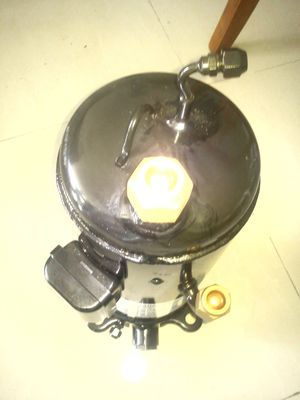 Máy nén xoắn ốc ngang làm lạnh Hitachi mới nguyên bản FL500DH-90C1