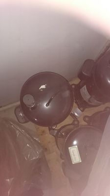 Máy nén điều khiển bằng biến tần HITACHI E655DHD-6D2